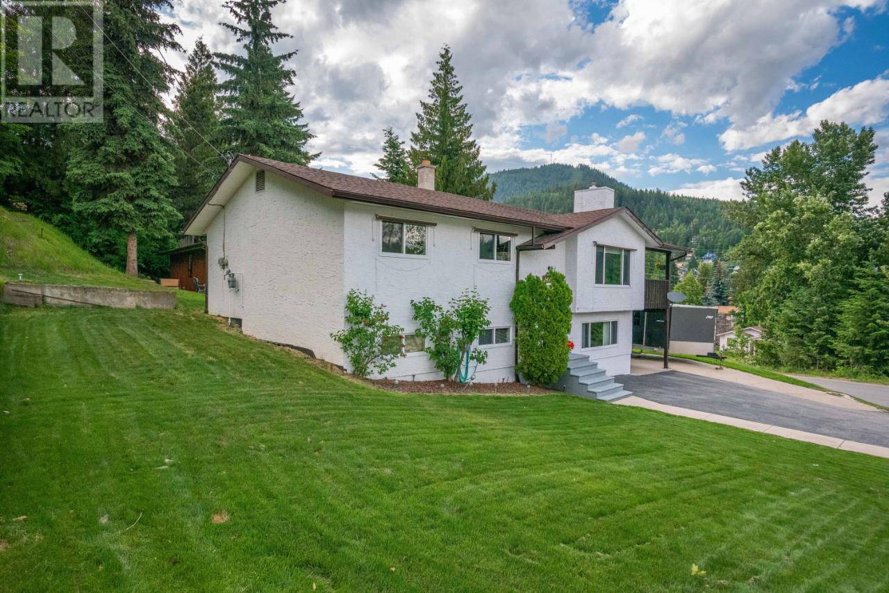 1415 Earl Street, Rossland, British Columbia  V0G 1Y0 - Photo 31 - 2479079