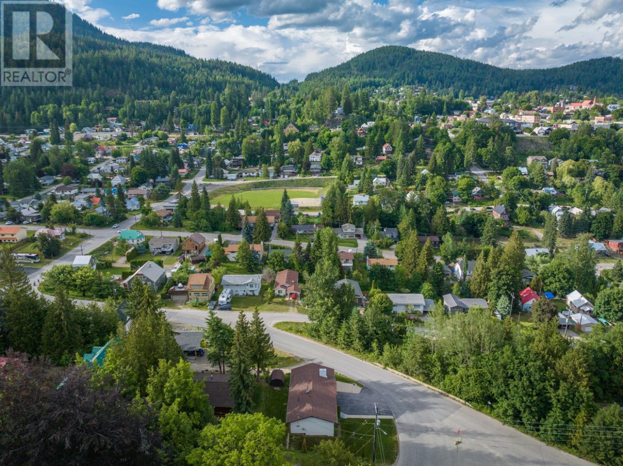 1415 Earl Street, Rossland, British Columbia  V0G 1Y0 - Photo 37 - 2479079