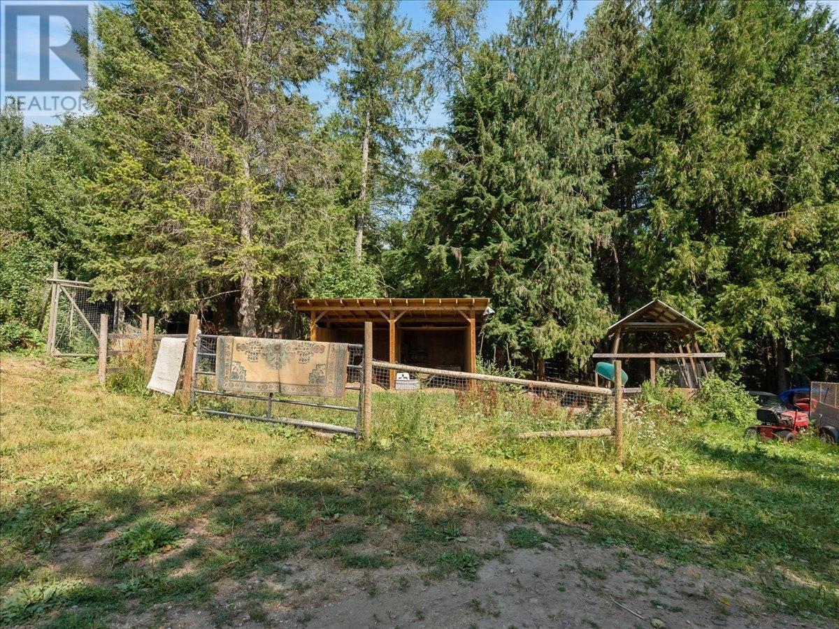 6172 Slocan River Road, Winlaw, British Columbia  V0G 2J0 - Photo 85 - 2479090