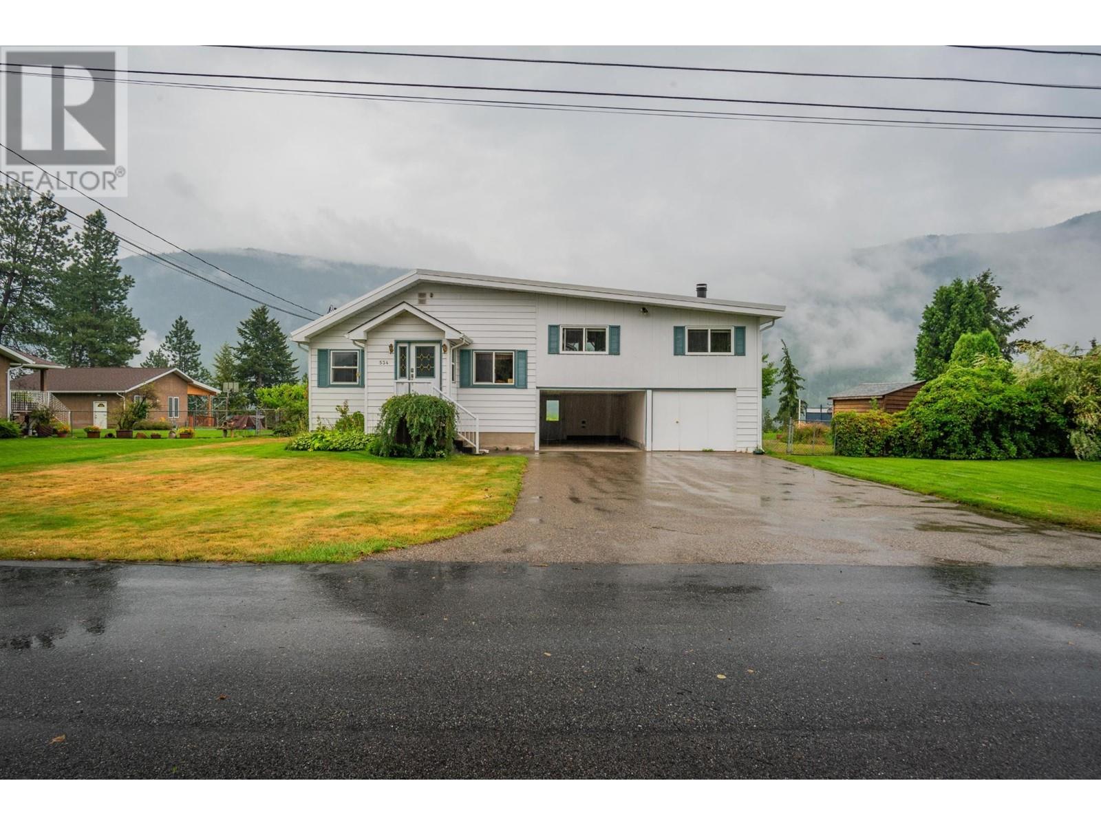 534 14th Avenue, Genelle, British Columbia  V0G 1G0 - Photo 33 - 2479168