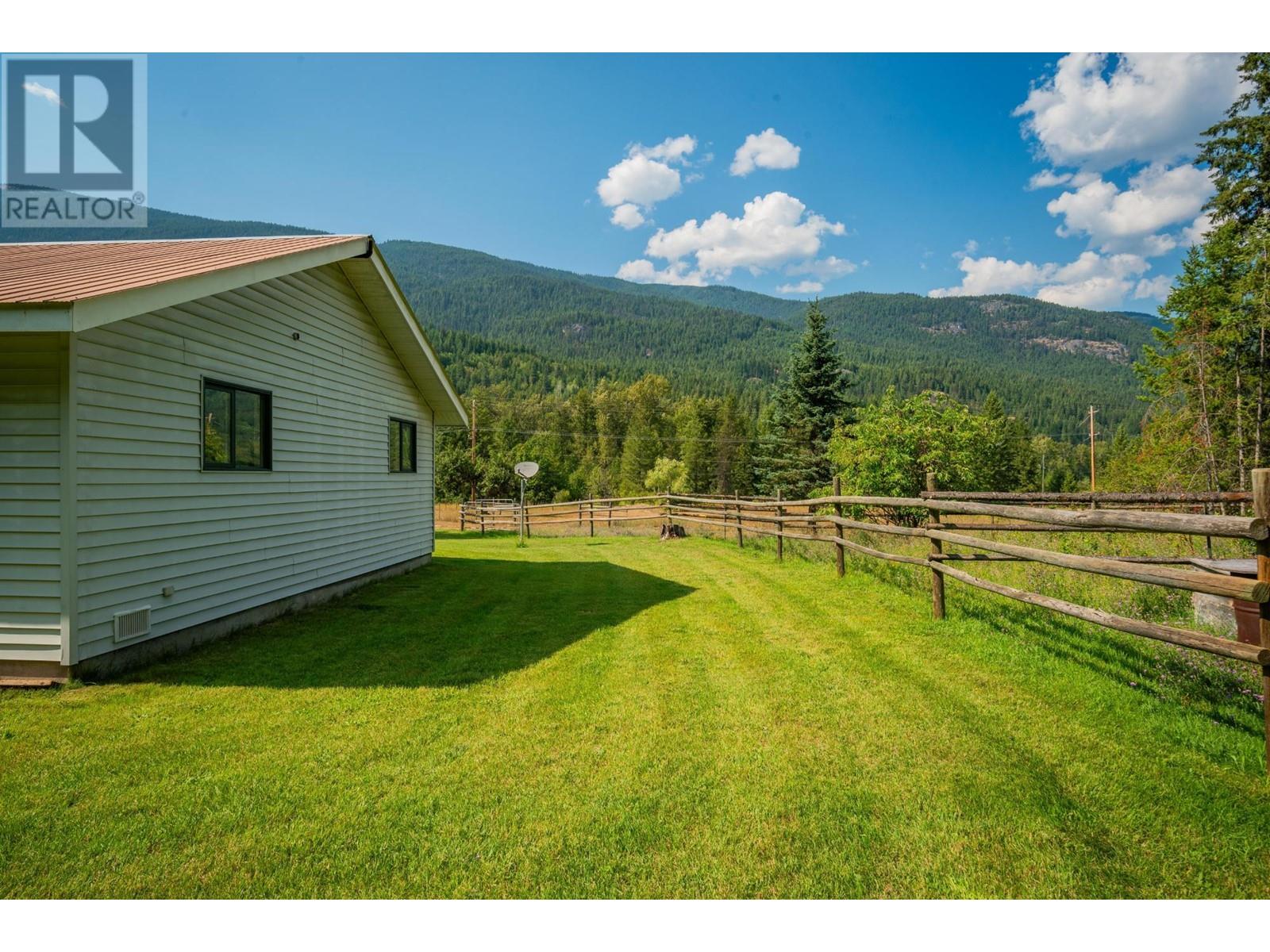 5106 Pedro Creek Road, Winlaw, British Columbia  V0G 2J0 - Photo 43 - 2479177