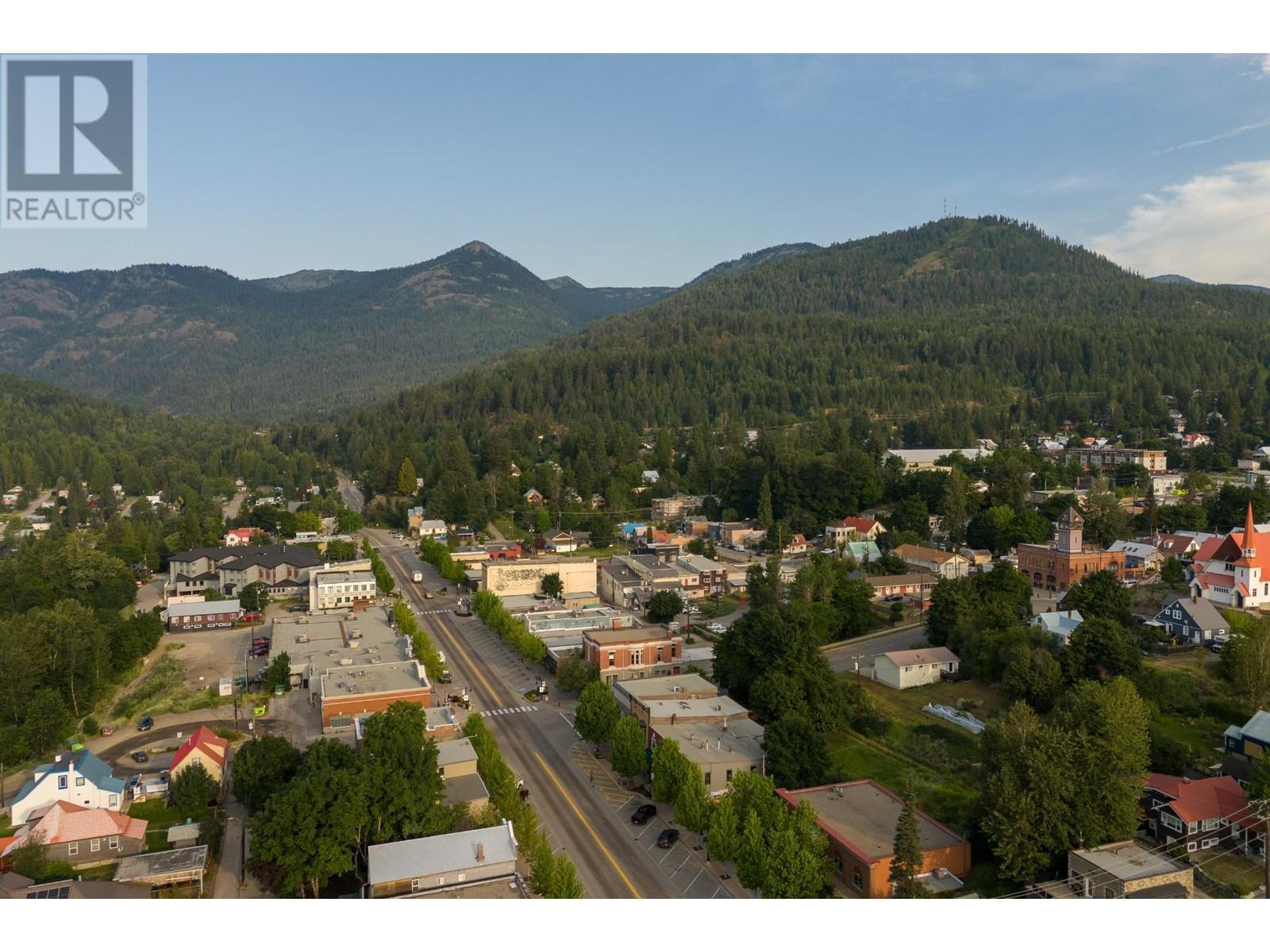 4465 Red Mountain Road, Rossland, British Columbia  V0G 1Y0 - Photo 16 - 2479238