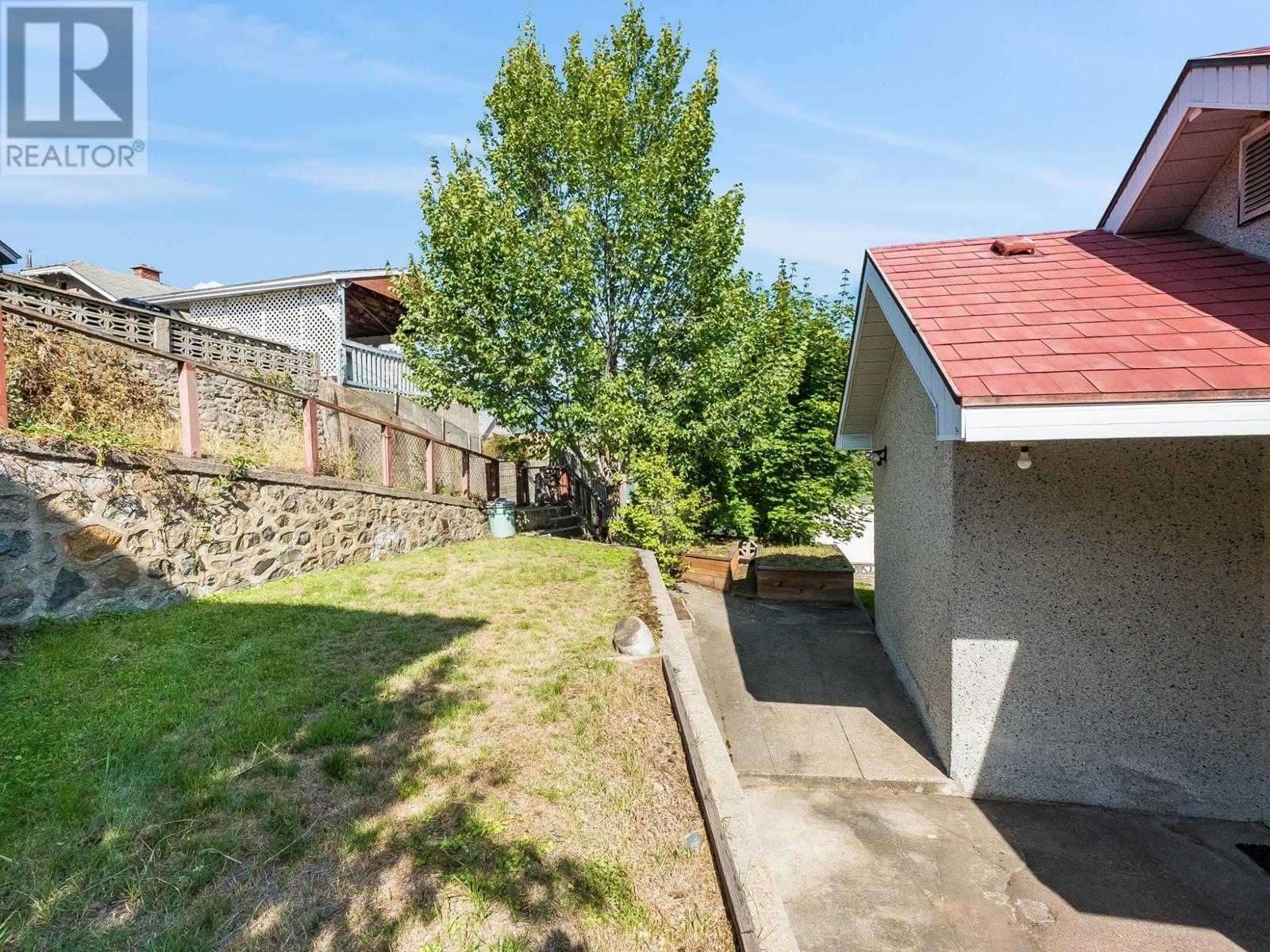 1554 Fourth Avenue, Trail, British Columbia  V1R 1S6 - Photo 51 - 2479306