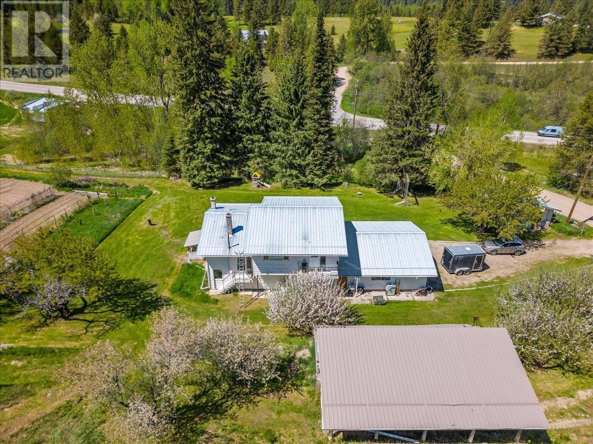 6943 Kanigan Road, Appledale, British Columbia  V0G 2J0 - Photo 14 - 2479318