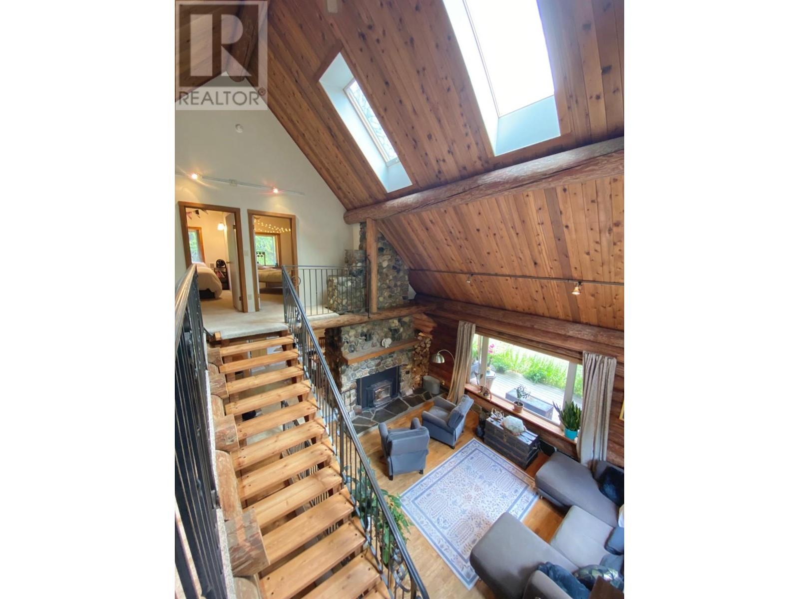 8001 Forrister Road, Ymir, British Columbia  V0G 2K0 - Photo 30 - 2479338