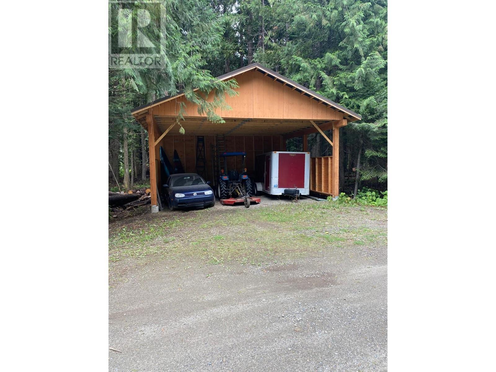 8001 Forrister Road, Ymir, British Columbia  V0G 2K0 - Photo 76 - 2479338