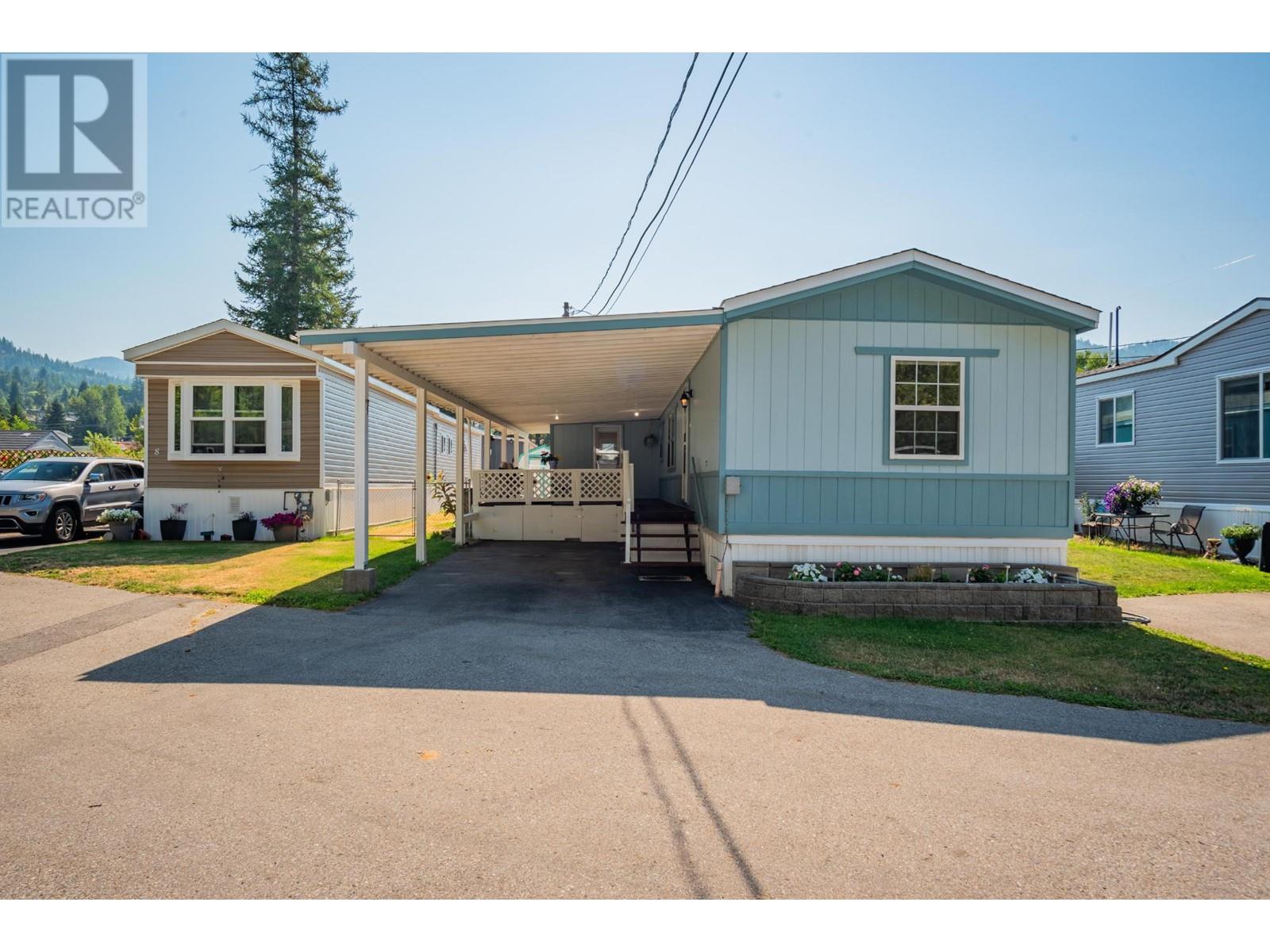 1790 Barrett Drive Unit# 7, Fruitvale, British Columbia  V0G 1L0 - Photo 1 - 2479390