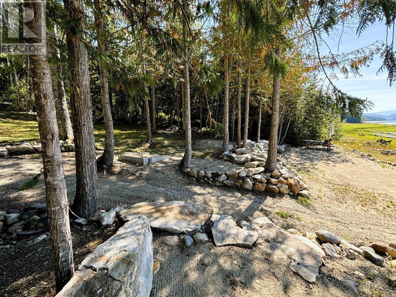 475 Galena Shores Drive, Galena Bay, British Columbia  V0G 1R2 - Photo 30 - 2479504