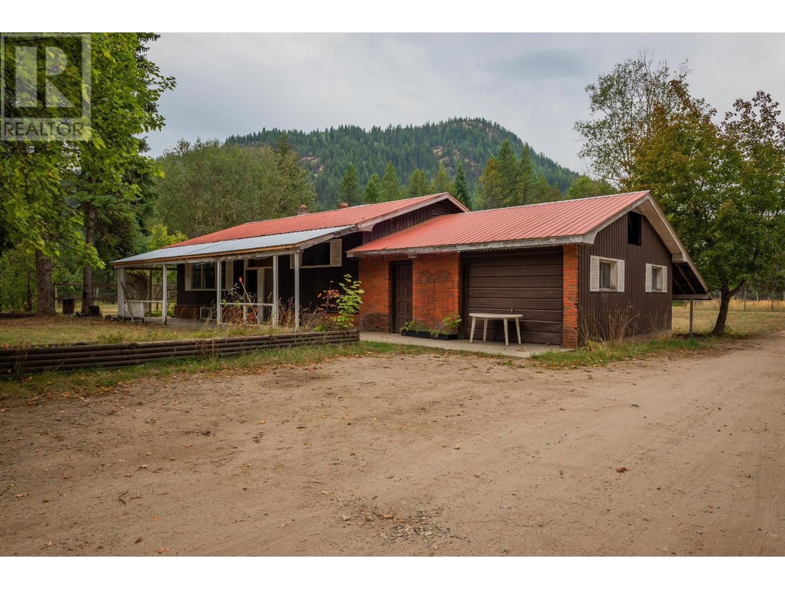 2697 Osachoff Road, South Slocan, British Columbia  V0G 2G0 - Photo 60 - 2479557