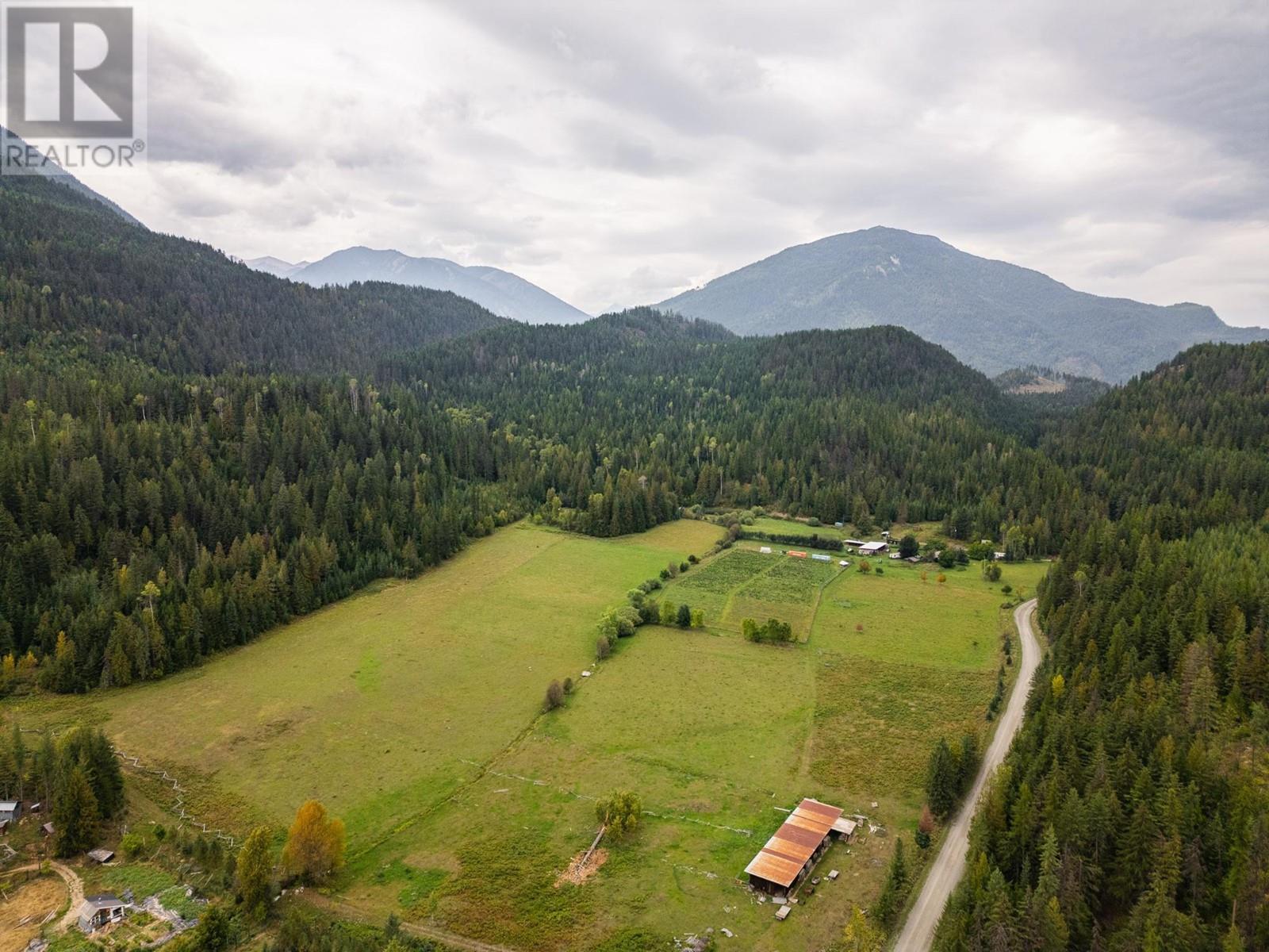 5795 Kaslo South Road, Kaslo, British Columbia  V0G 1M0 - Photo 1 - 2479626