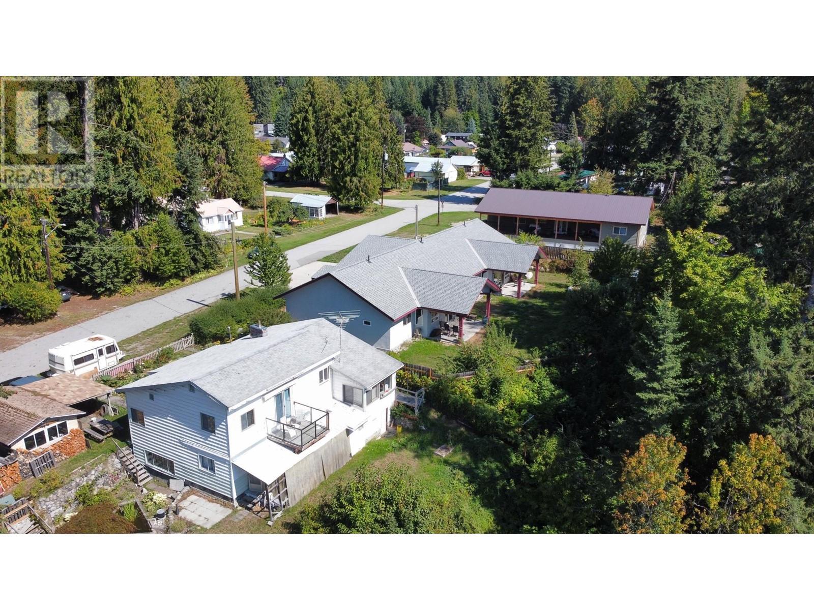 515 9th Avenue, New Denver, British Columbia  V0G 1S0 - Photo 36 - 2479679