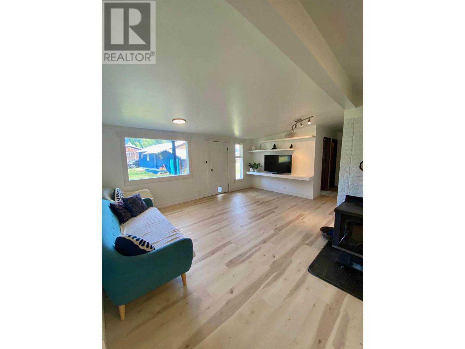 3464 Krestova Crescent, Krestova, British Columbia  V0G 1H2 - Photo 6 - 2479777