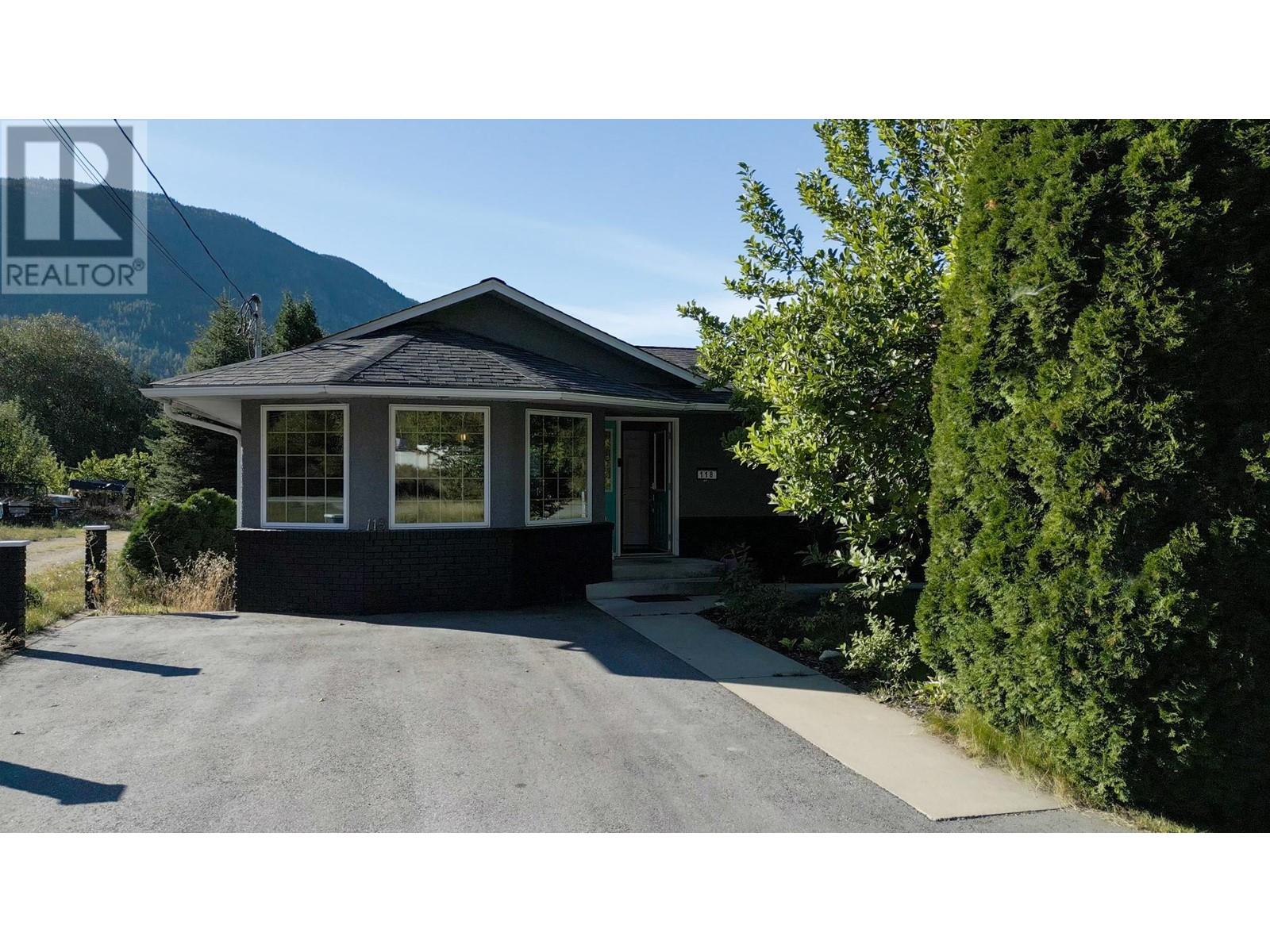 118 Weeks Road, Genelle, British Columbia  V0G 1G0 - Photo 2 - 2479783