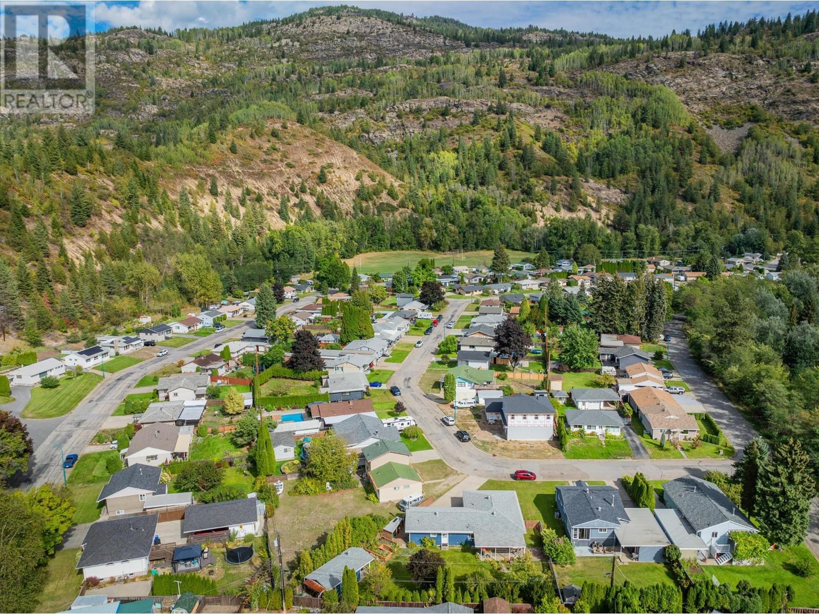 1007 Regan Crescent, Trail, British Columbia  V1R 1C2 - Photo 61 - 2479864