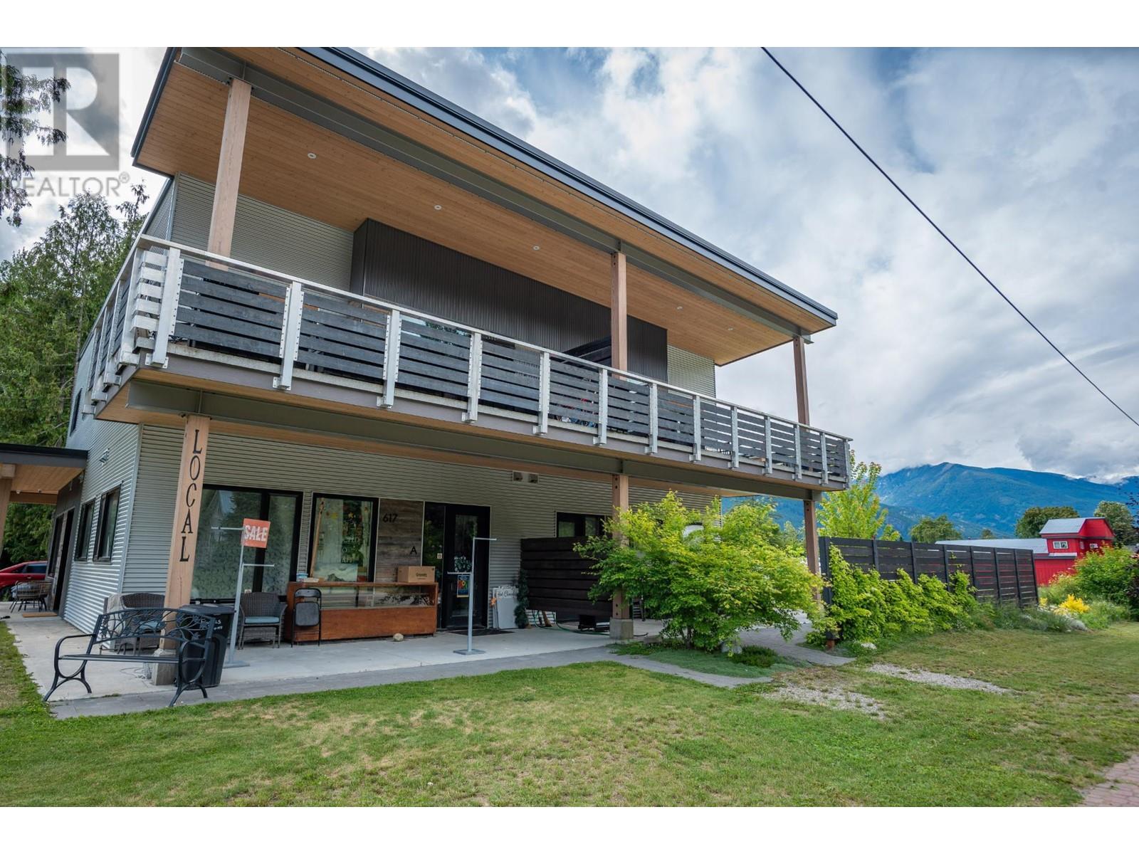 617 Harold Street, Slocan, British Columbia  V0G 2C0 - Photo 15 - 2480017