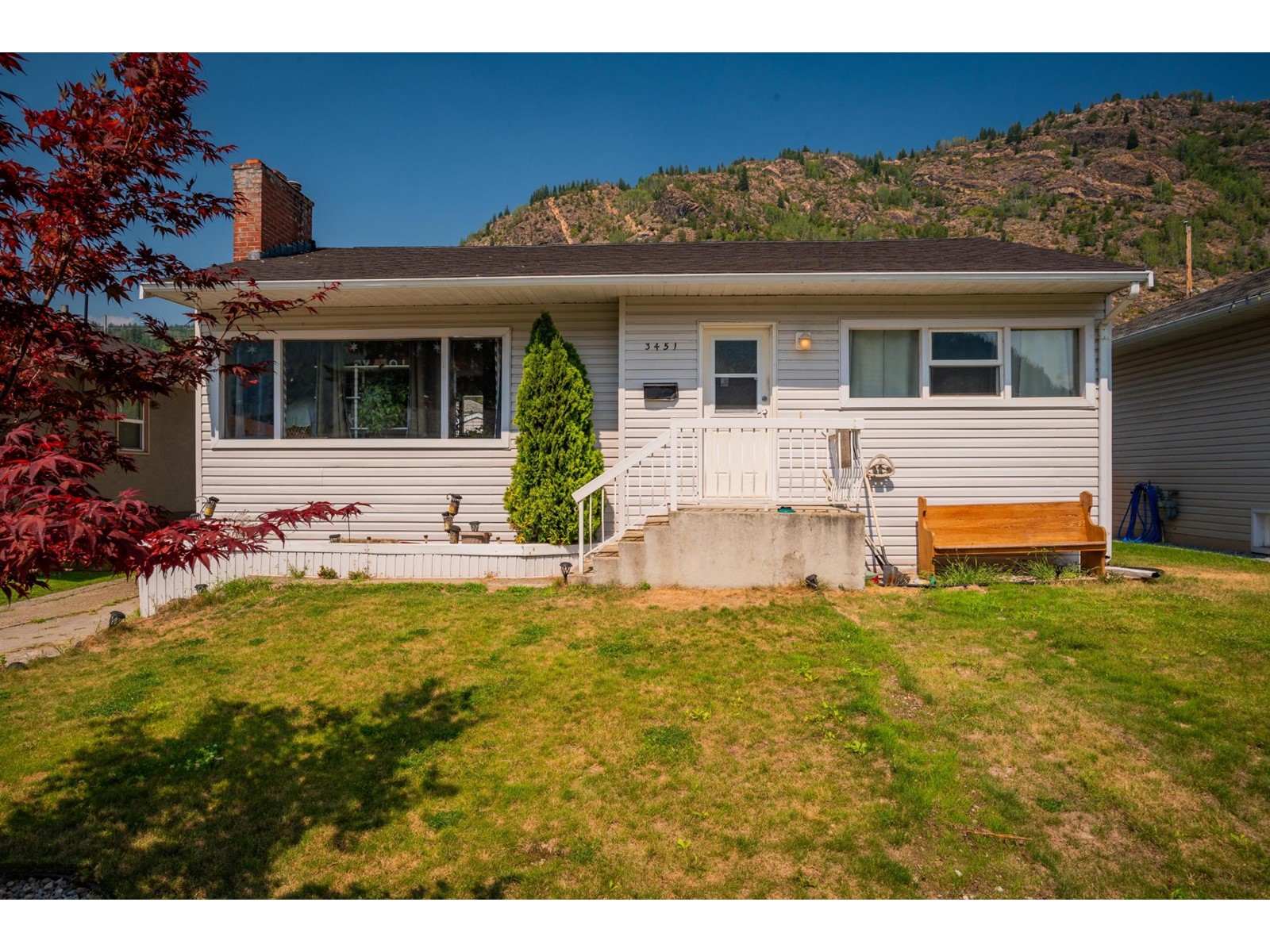 3451 Marigold Drive, Trail, British Columbia  V1R 2X7 - Photo 1 - 2480076