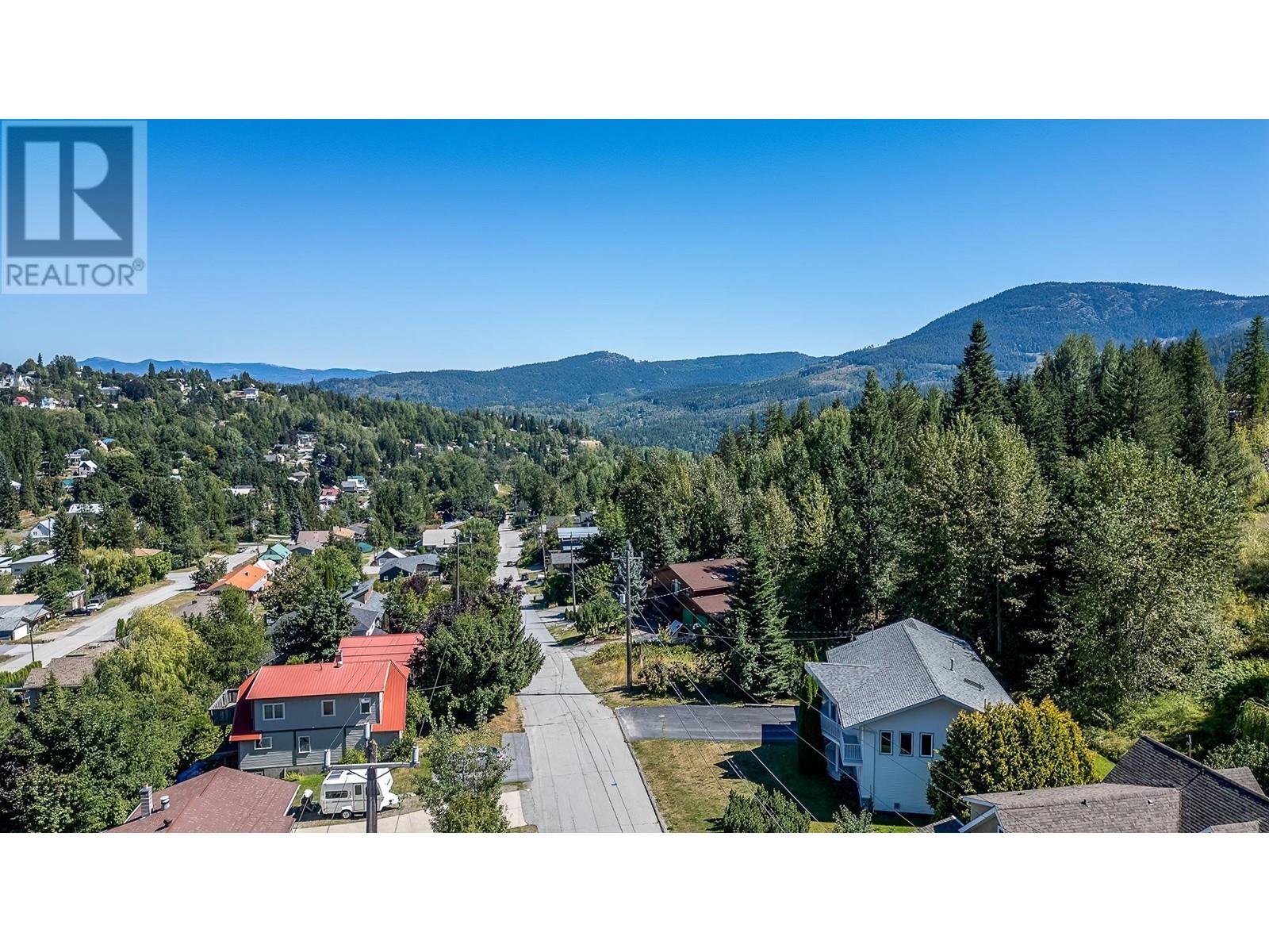 1495 Victoria Avenue, Rossland, British Columbia  V0G 1Y0 - Photo 83 - 2480107