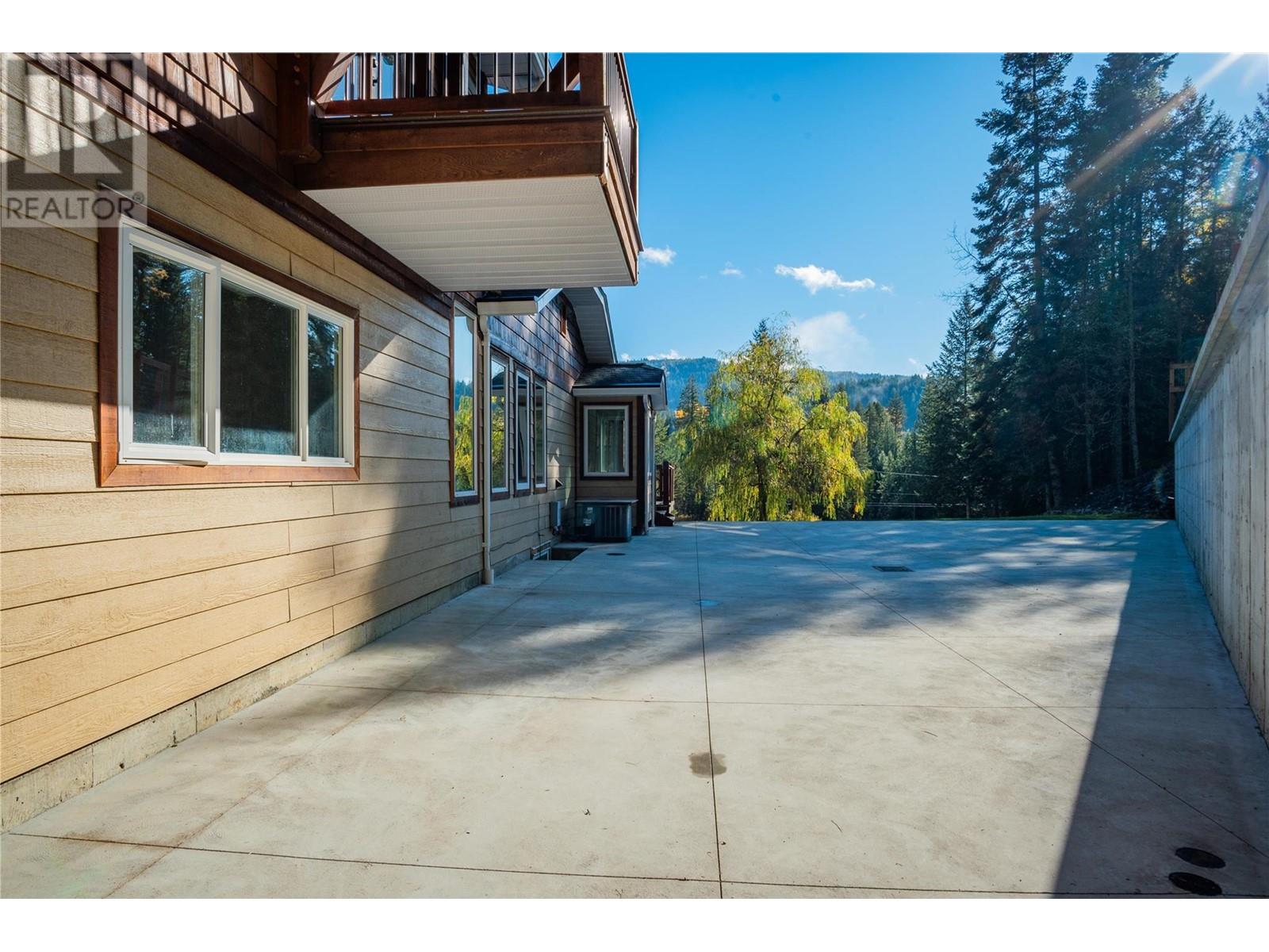 635 Highway 22 Highway Lot# A, Rossland, British Columbia  V0G 1Y0 - Photo 66 - 10326866