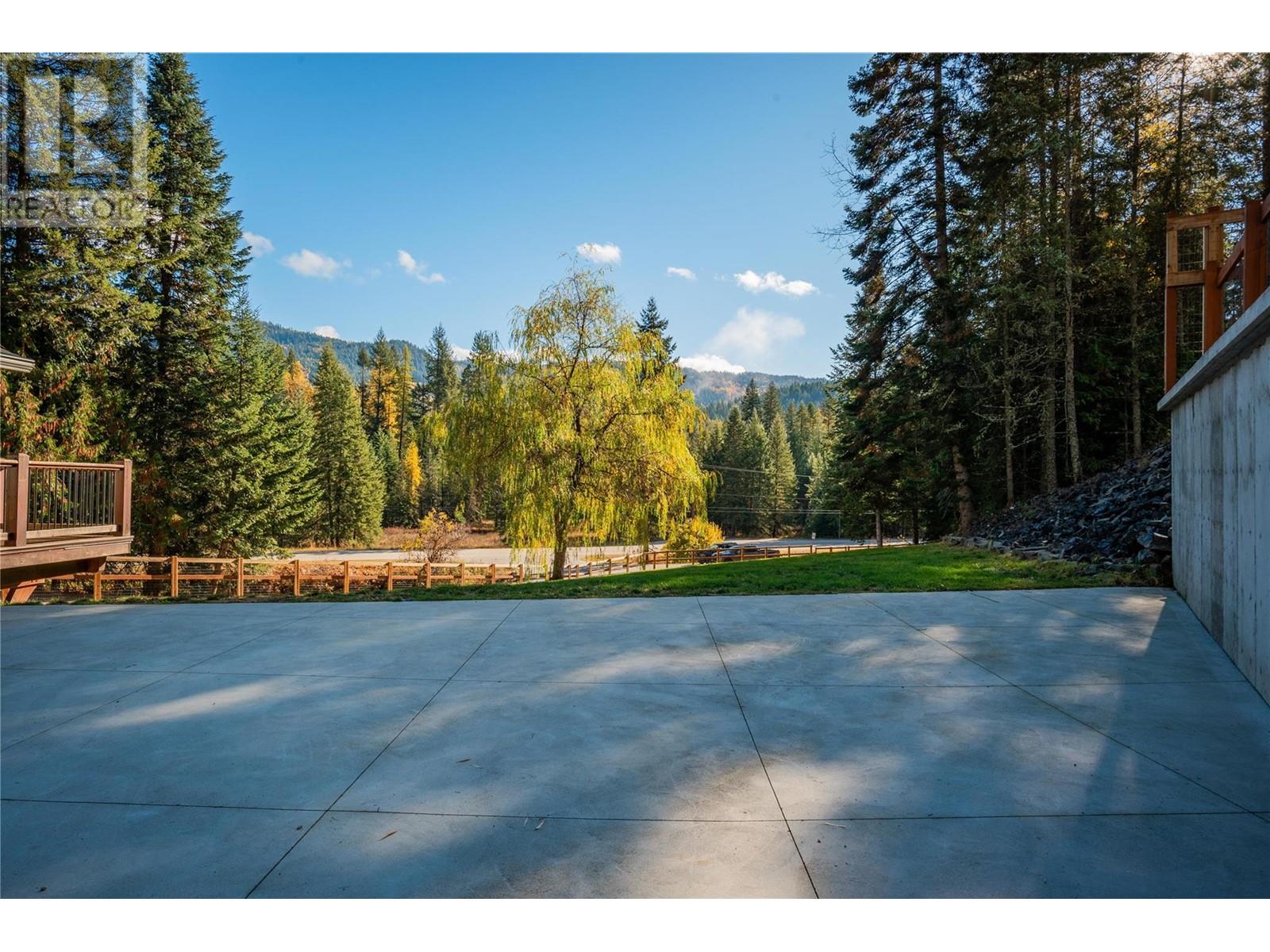 635 Highway 22 Highway Lot# A, Rossland, British Columbia  V0G 1Y0 - Photo 67 - 10326866