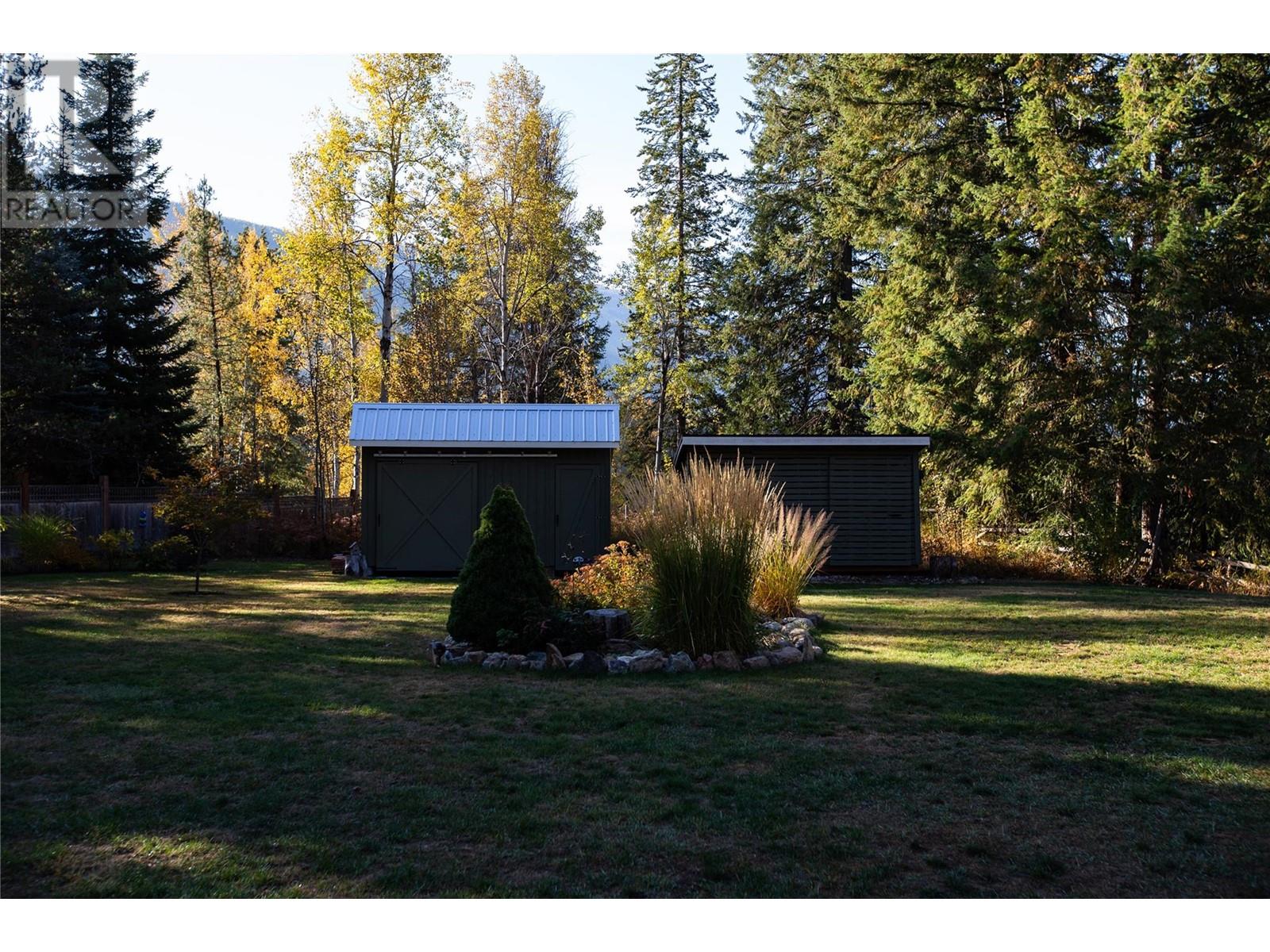 3306 Krestova Road, Krestova, British Columbia  V0G 1H2 - Photo 13 - 10326909