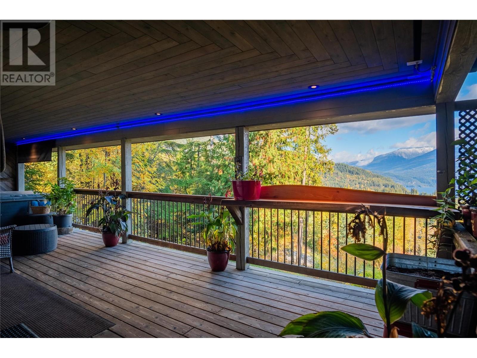 565 Harkness Avenue, Kaslo, British Columbia  V0G 1M0 - Photo 86 - 10326832