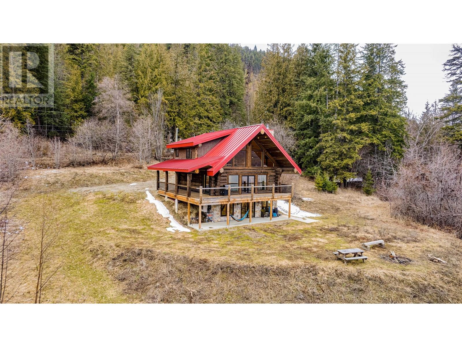 682 Lower Inonoaklin Road, Edgewood, British Columbia  V0G 1J0 - Photo 38 - 10327605