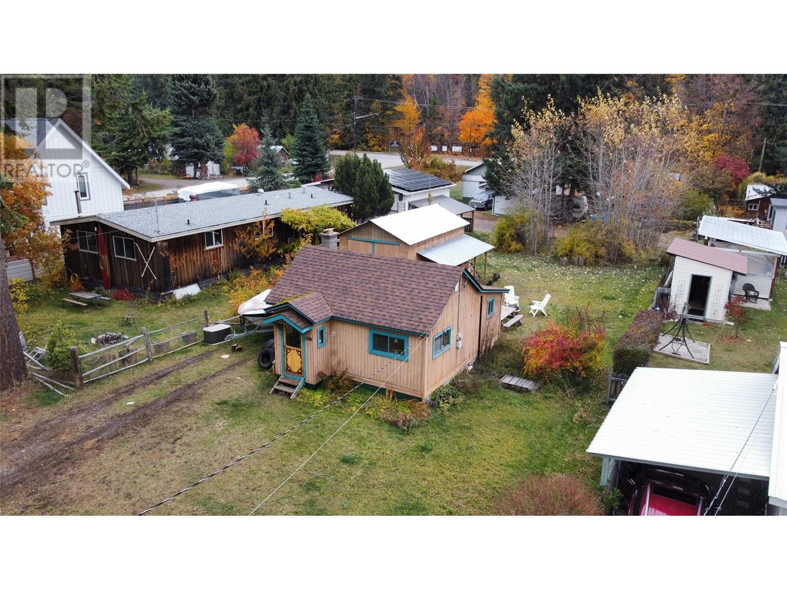 308 Kildare Street, New Denver, British Columbia  V0G 1S1 - Photo 7 - 10327221