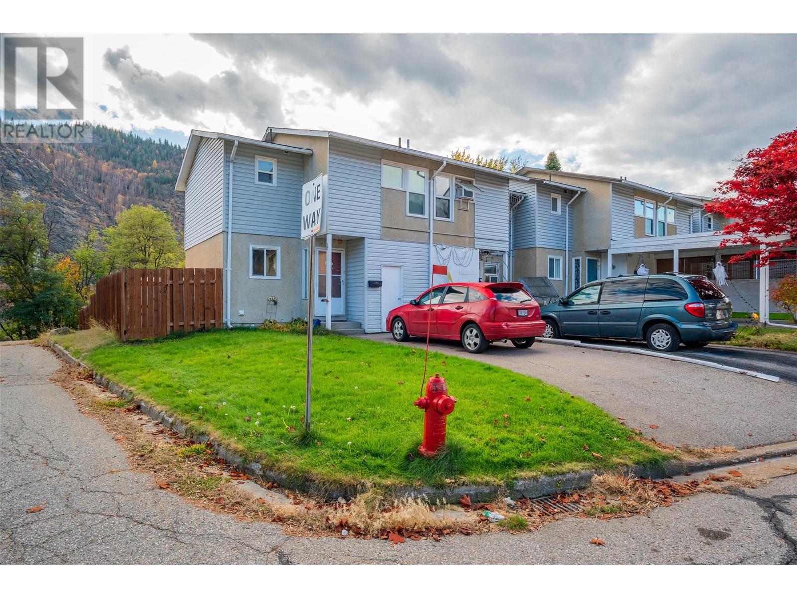 3362 Laurel Crescent, Trail, British Columbia  V1R 4M5 - Photo 1 - 10327600