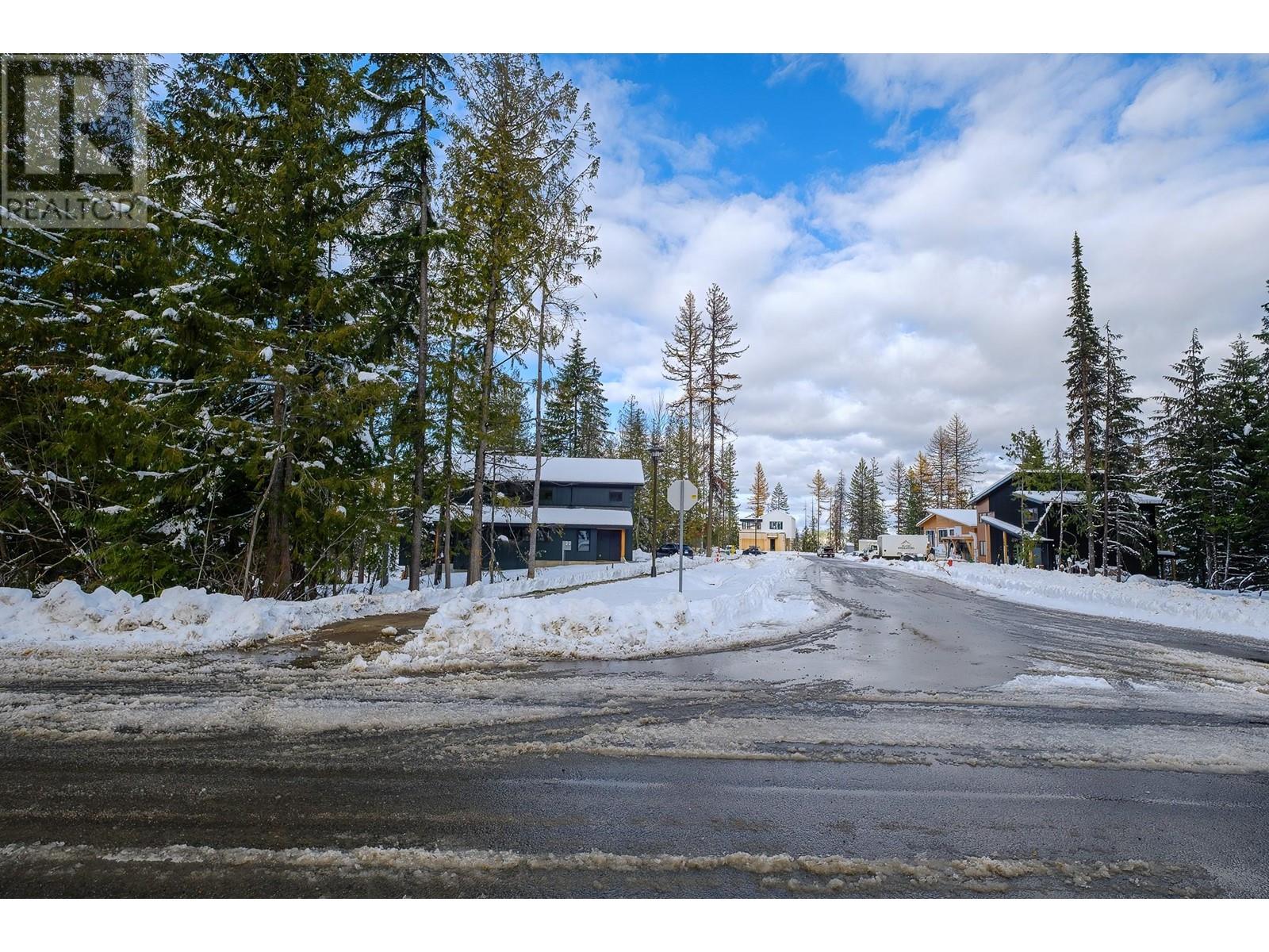 301 Larch Terrace, Rossland, British Columbia  V0G 1Y0 - Photo 10 - 10328110