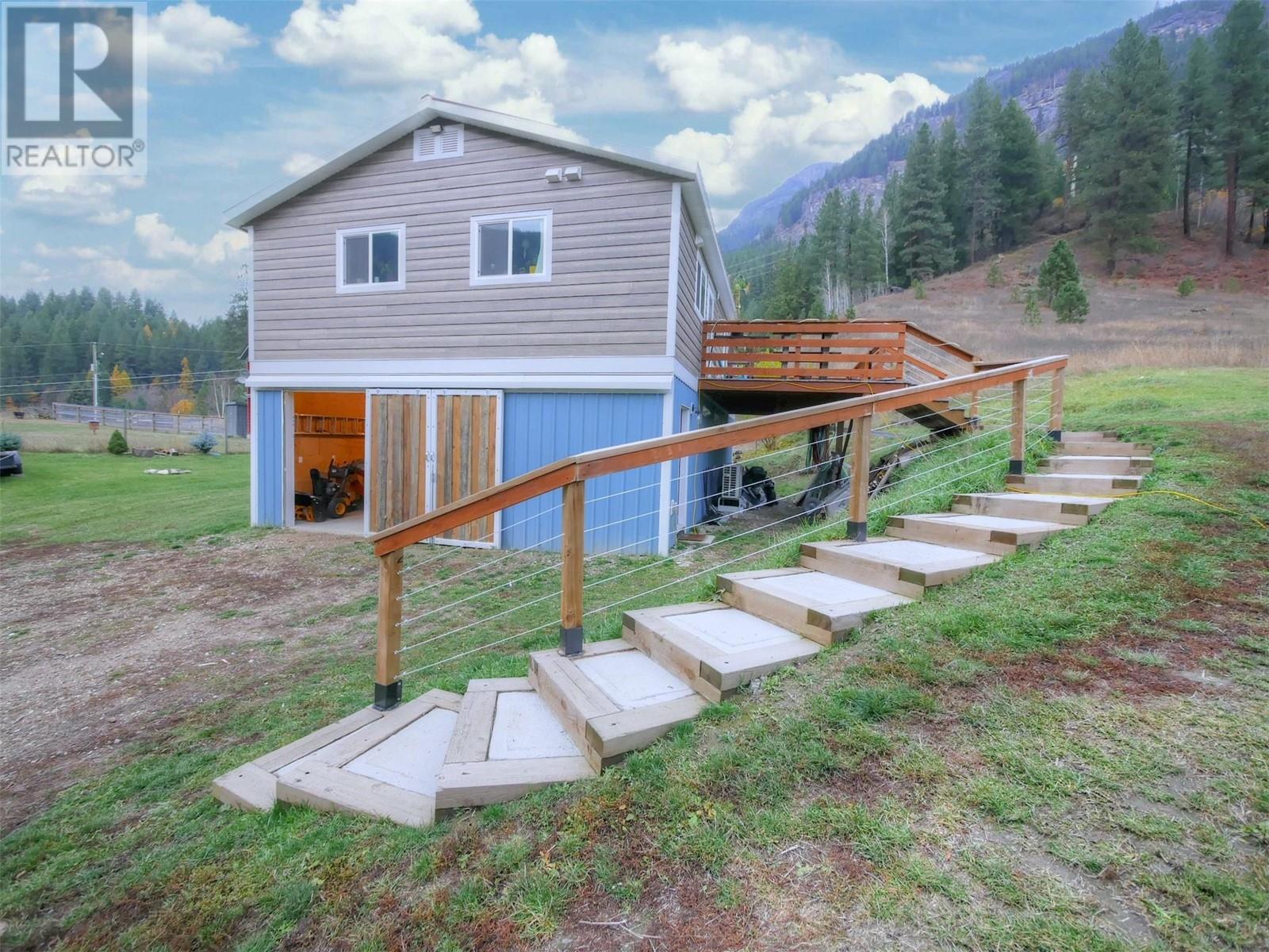 3064 Upper Slocan Park Road, Slocan Park, British Columbia  V0G 2E0 - Photo 11 - 10328161