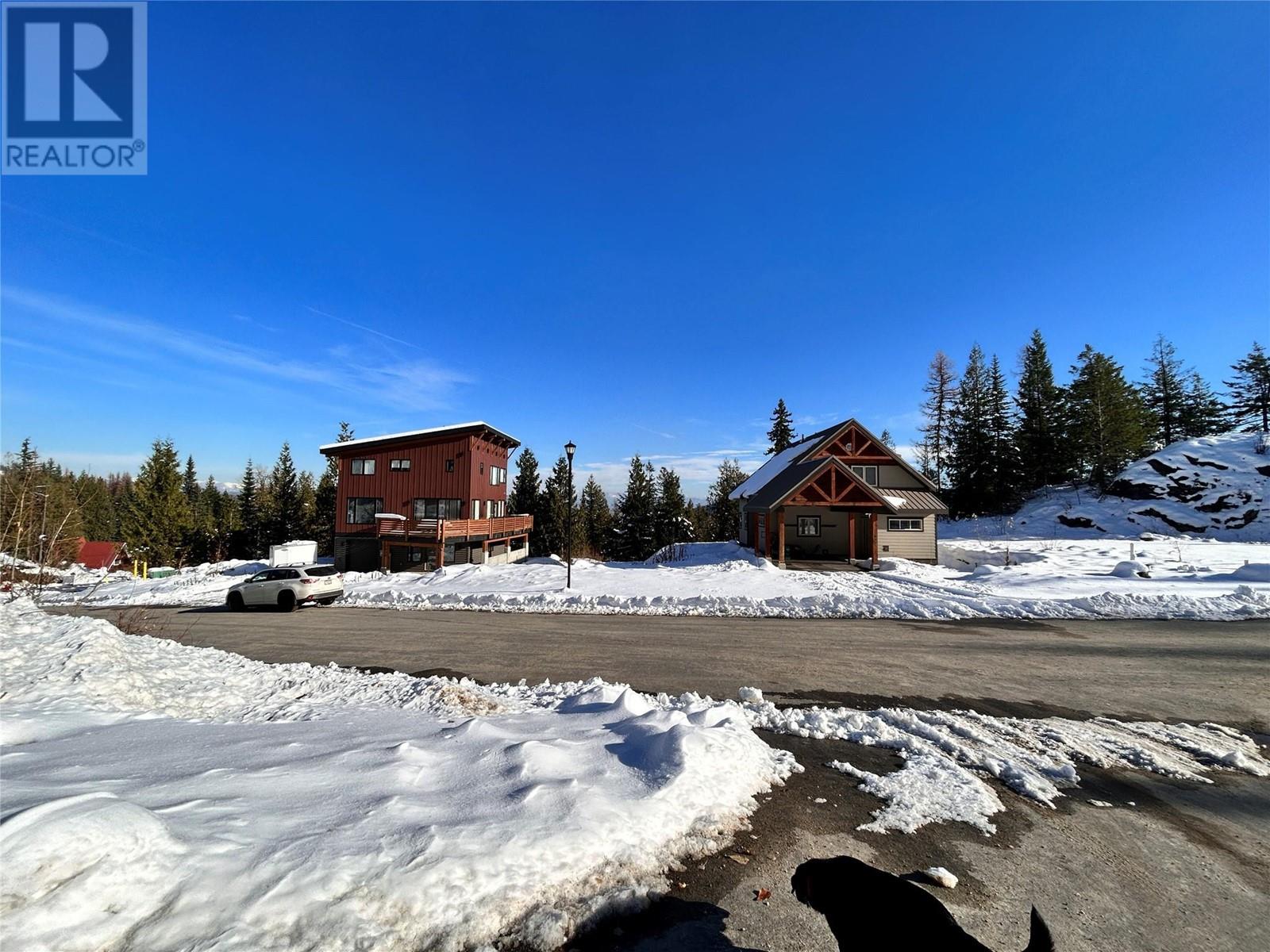 1026 Olaus Way, Rossland, British Columbia  V0G 1Y0 - Photo 3 - 10328148