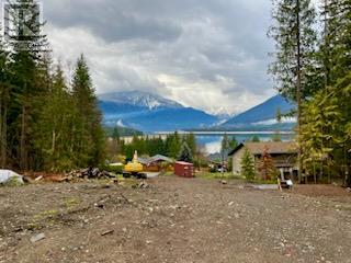 411 Bayview Road, Nakusp, British Columbia  V0G 1R1 - Photo 4 - 10328370