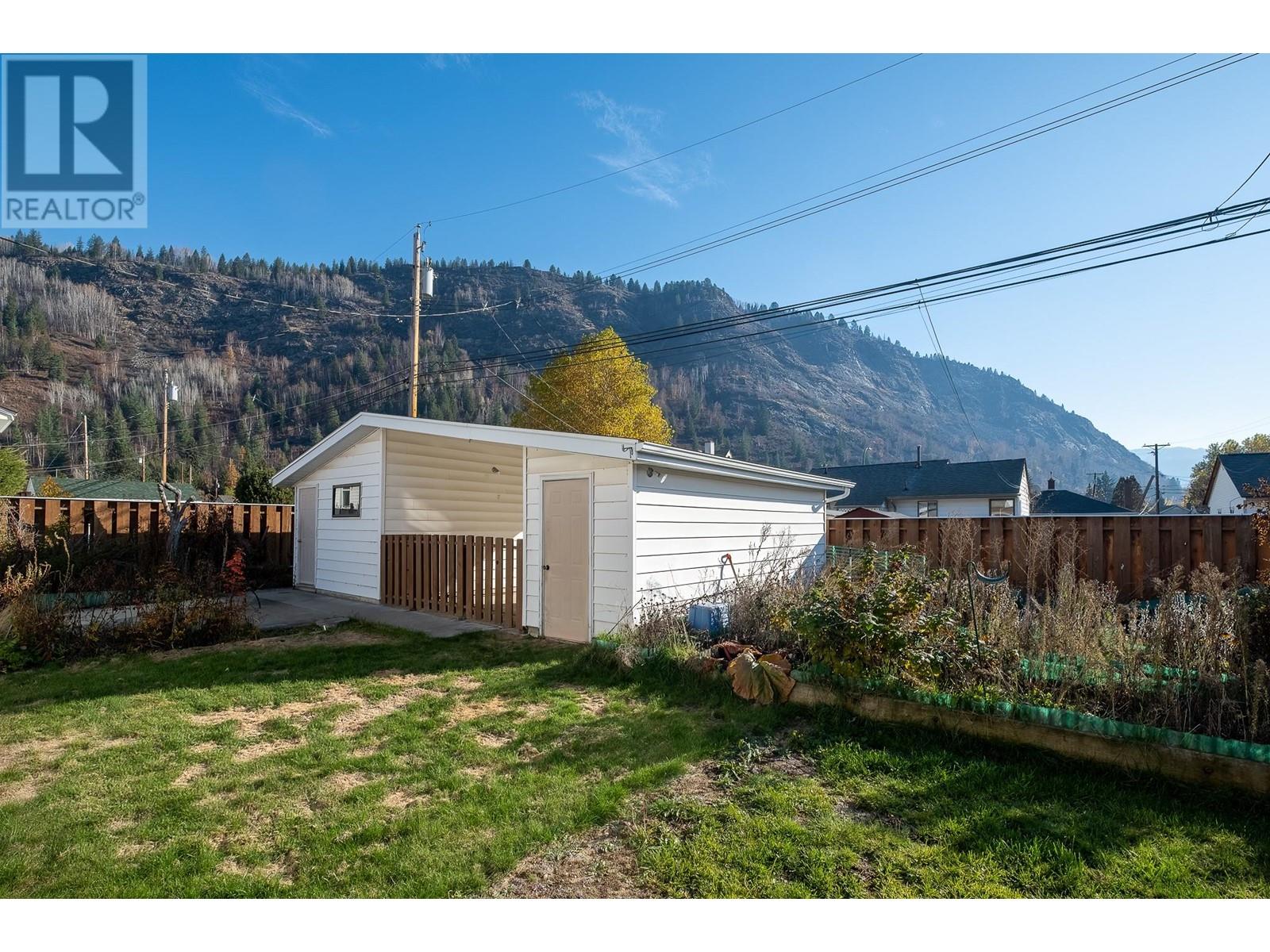 506 Portia Crescent, Trail, British Columbia  V1R 1A9 - Photo 47 - 10328431