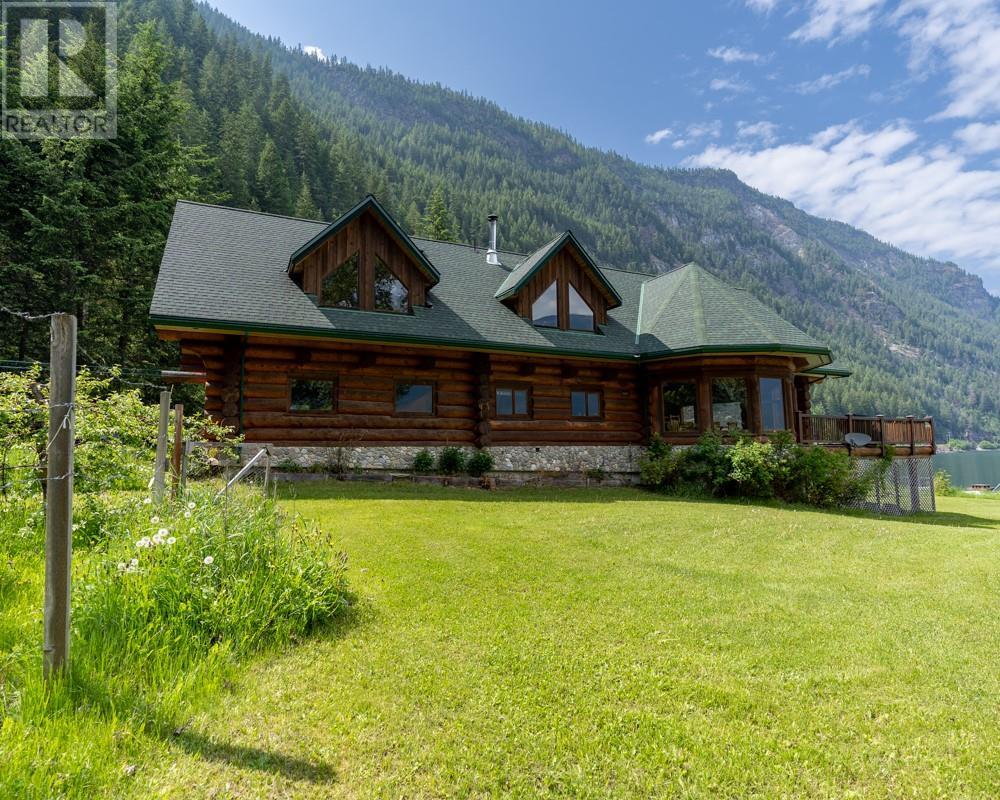 11866 Highway 31, Lardeau, British Columbia  V0G 1M0 - Photo 10 - 10329353