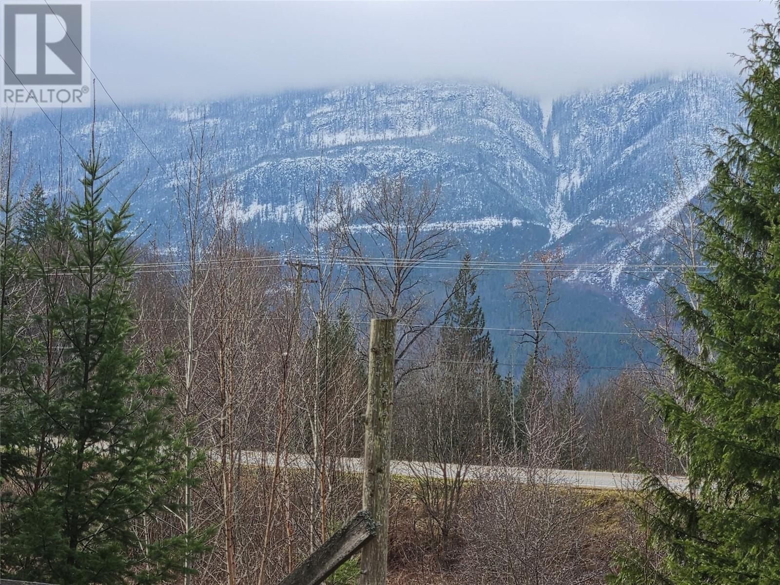 4939 Hwy 6 W, Burton, British Columbia  V0G 1E0 - Photo 21 - 10329598