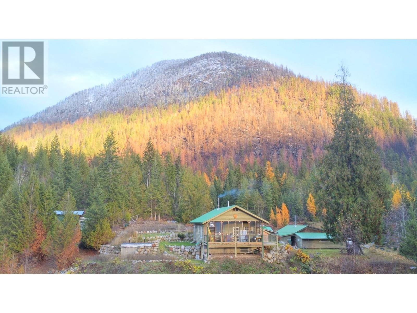 9155 Highway 6, Silverton, British Columbia  V0G 1S0 - Photo 10 - 10329958