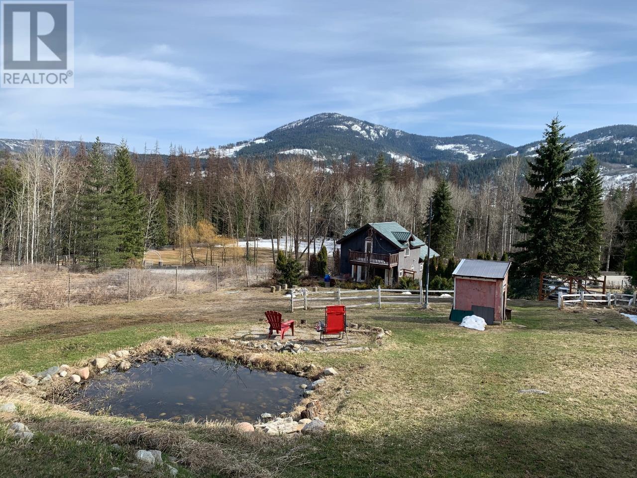 2735 3b Highway, Rossland, British Columbia  V0G 1Y0 - Photo 14 - 10329822