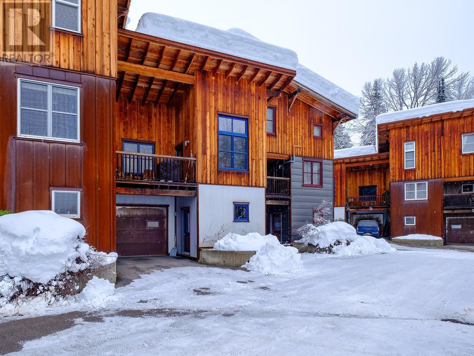 1011 Telemark Road Unit# A3, Rossland, British Columbia  V0G 1Y0 - Photo 8 - 10330918