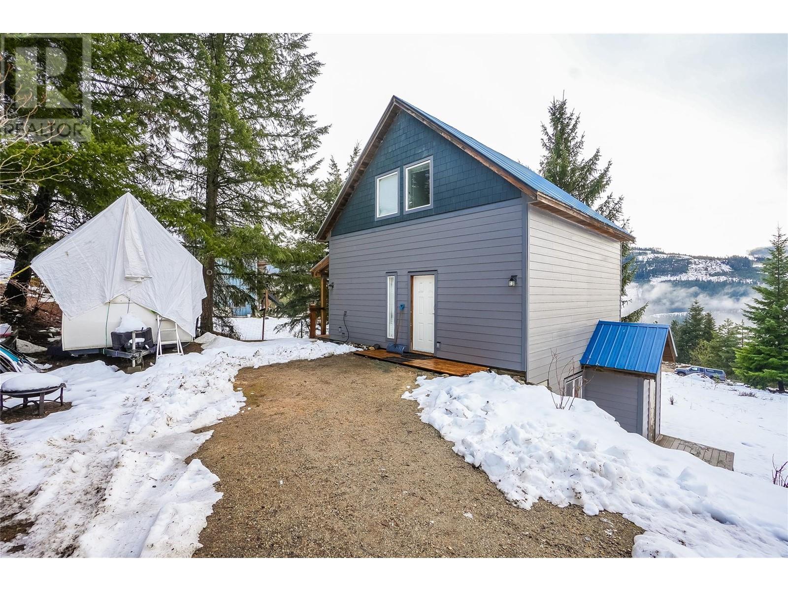 3832 Aaron Road, Bonnington Falls, British Columbia  V0G 2G3 - Photo 49 - 10330864