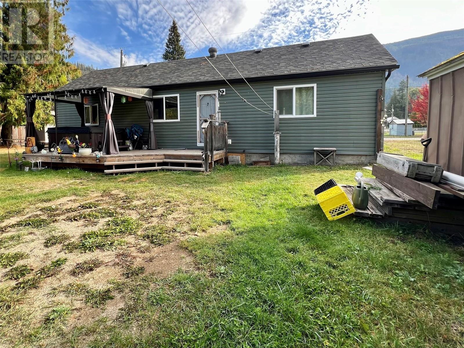 515 Main Street, Slocan, British Columbia  V0G 2C0 - Photo 35 - 10331180