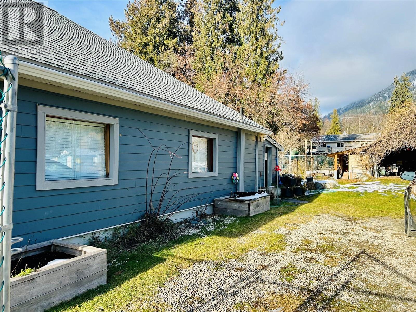 516 Slocan Avenue, New Denver, British Columbia  V0G 1S1 - Photo 26 - 10332383