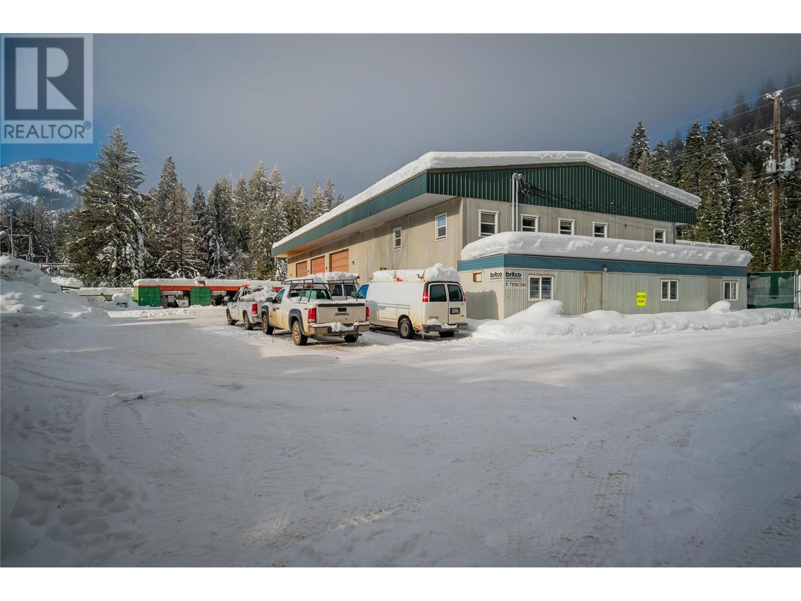 831 Rossland Cascade Road, Rossland, British Columbia  V0G 1Y0 - Photo 12 - 10333504