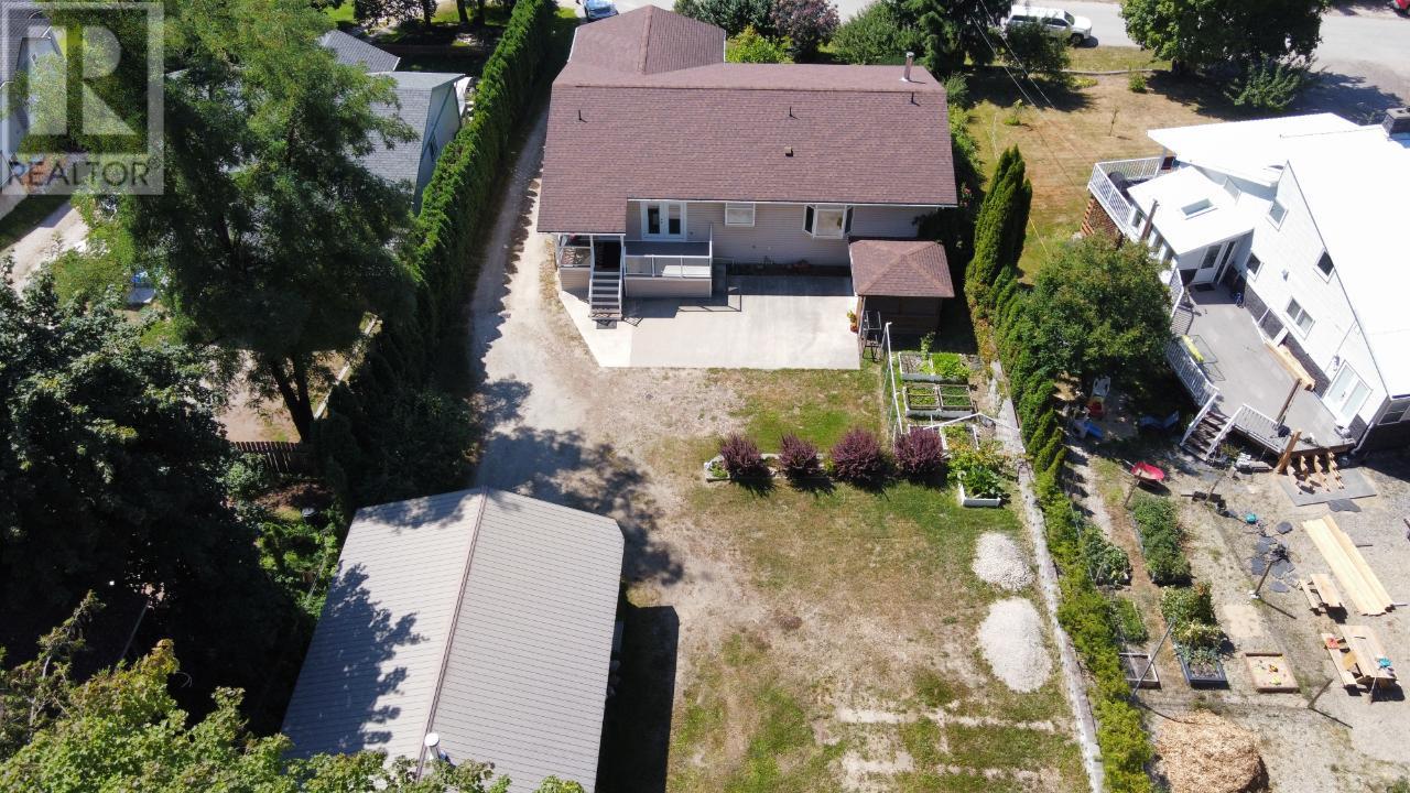 303 Nelson Avenue, Nakusp, British Columbia  V0G 1R0 - Photo 51 - 10334386