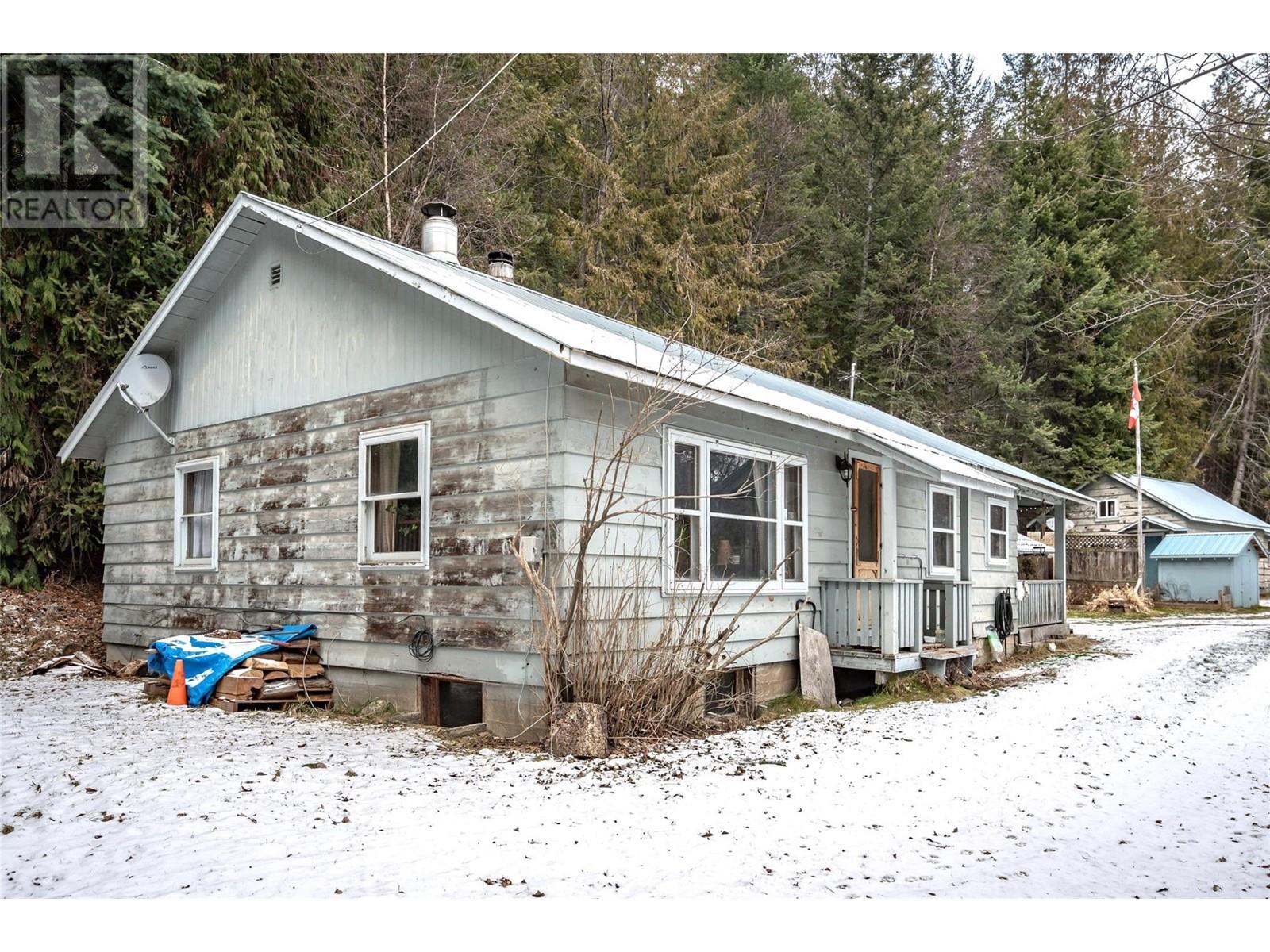 8927 Koehle Road, Kaslo, British Columbia  V0G 1M0 - Photo 15 - 10334476