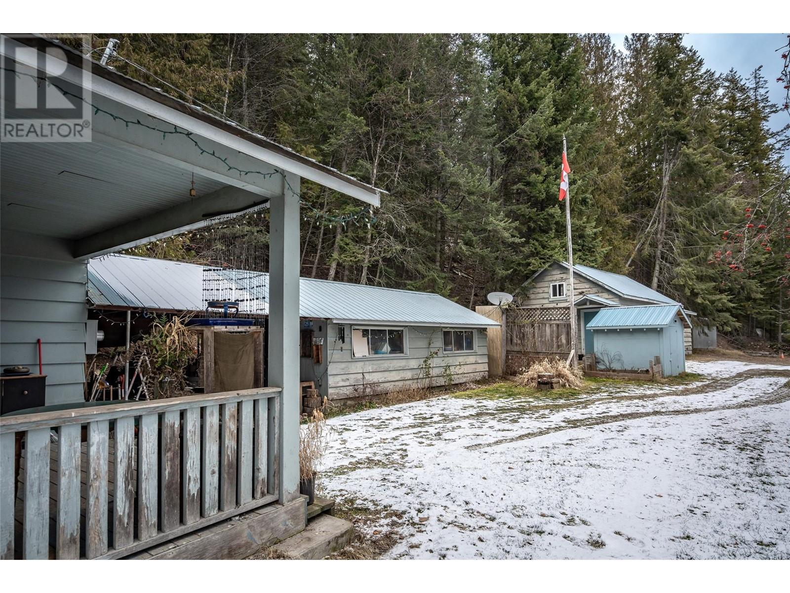 8927 Koehle Road, Kaslo, British Columbia  V0G 1M0 - Photo 17 - 10334476