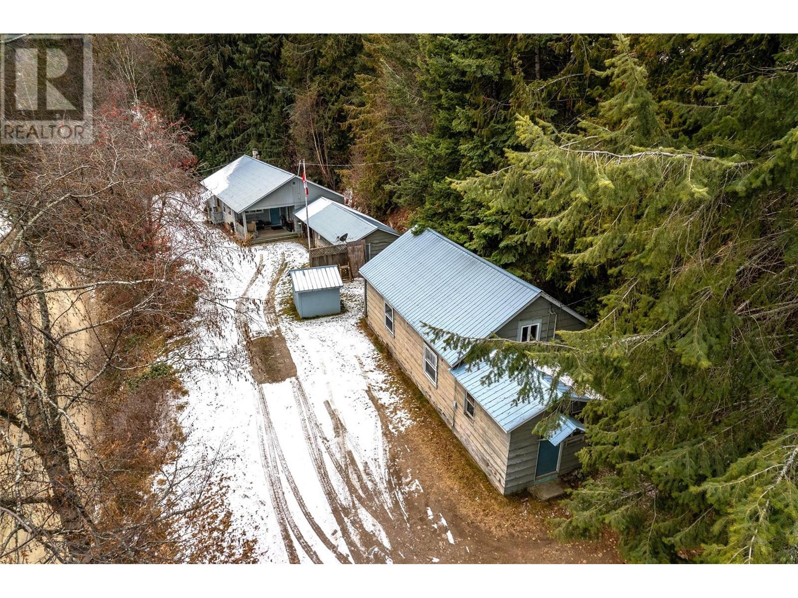 8927 Koehle Road, Kaslo, British Columbia  V0G 1M0 - Photo 5 - 10334476