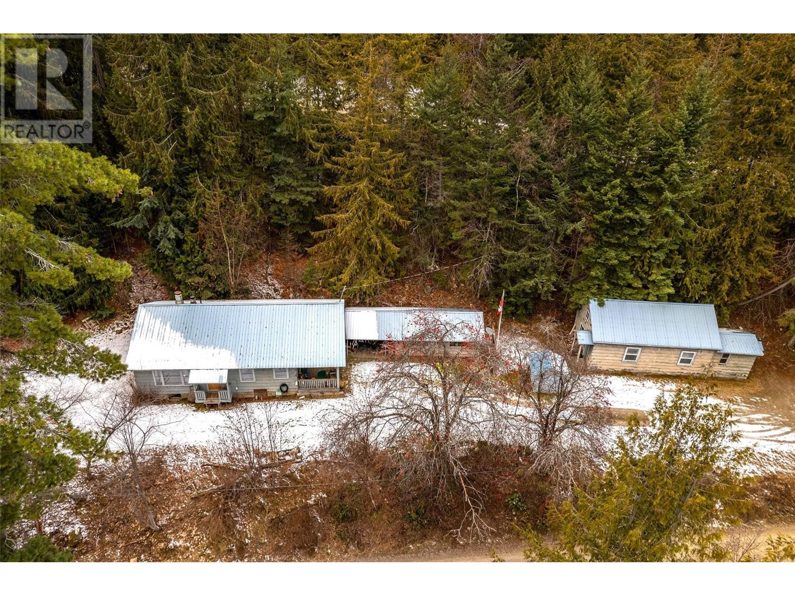 8927 Koehle Road, Kaslo, British Columbia  V0G 1M0 - Photo 6 - 10334476