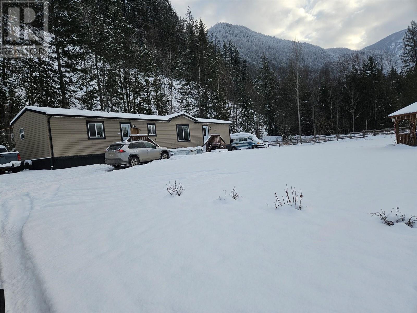 3015 Highway 6 Highway W Lot# B, Nakusp, British Columbia  V0G 1R1 - Photo 1 - 10334774