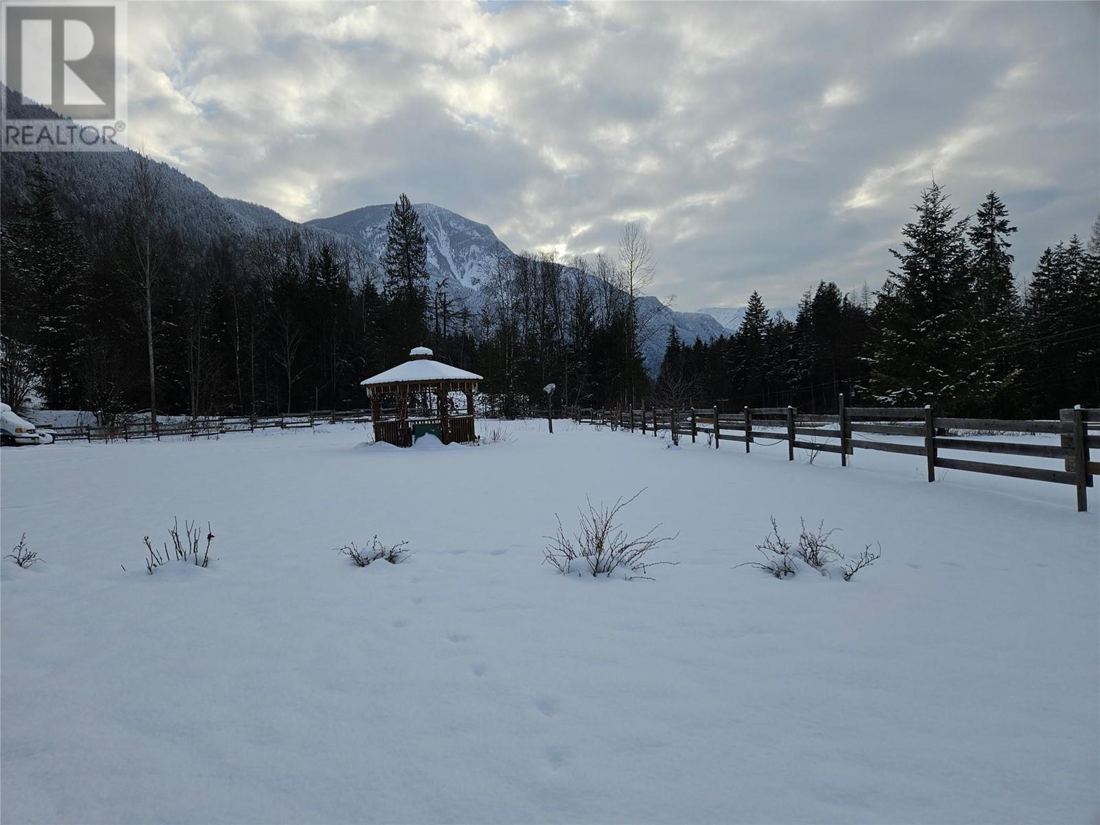 3015 Highway 6 Highway W Lot# B, Nakusp, British Columbia  V0G 1R1 - Photo 19 - 10334774