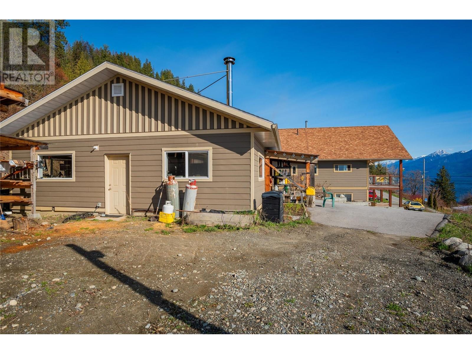 3558 Sprague Street, Ainsworth, British Columbia  V0G 1A0 - Photo 13 - 10335732